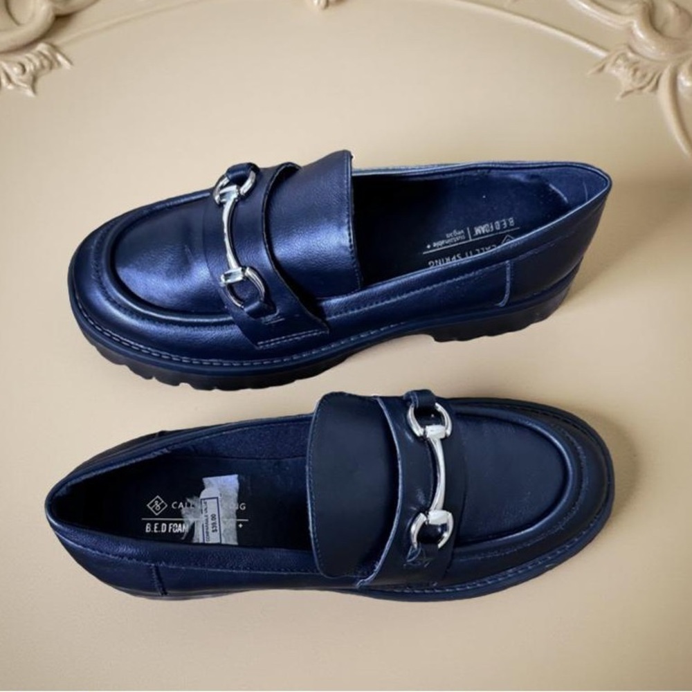 EUC Call It Spring black CLUELESS horse bit preppy Loafers Size 7.5 excellent❤️
